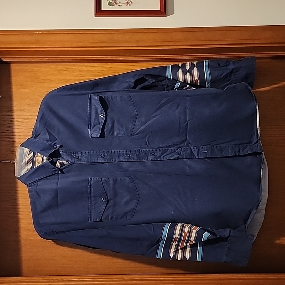 Men's shirt